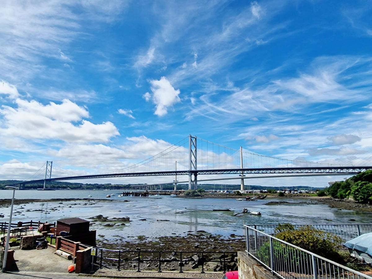 노스퀸스페리 Three Bridges Waterfront 빌라 외부 사진