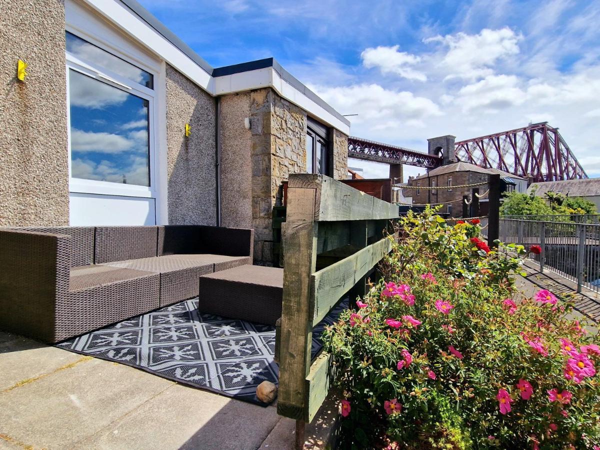 노스퀸스페리 Three Bridges Waterfront 빌라 외부 사진